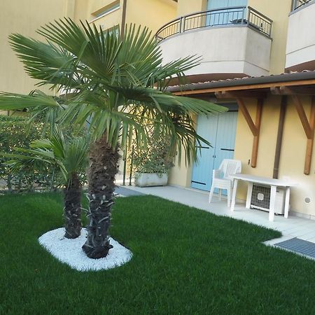 Residence Elisa Piano Terra Con Giardino E Posto Spiaggia Incluso カオルレ 部屋 写真