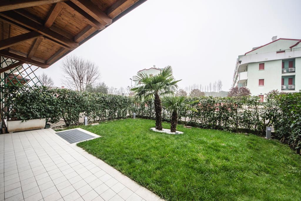 Residence Elisa Piano Terra Con Giardino E Posto Spiaggia Incluso カオルレ 部屋 写真