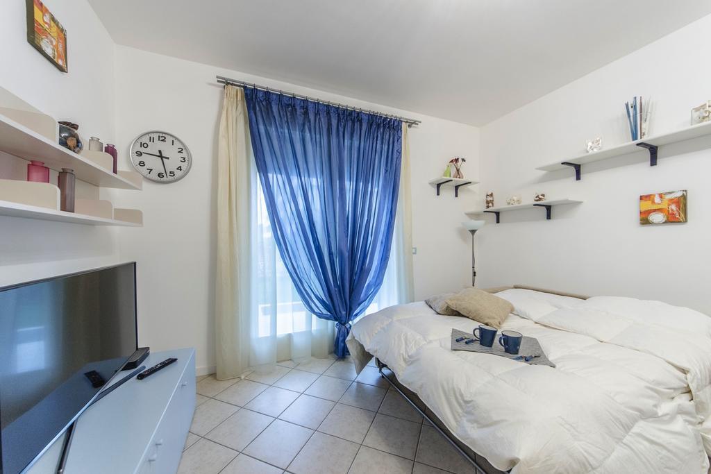 Residence Elisa Piano Terra Con Giardino E Posto Spiaggia Incluso カオルレ エクステリア 写真