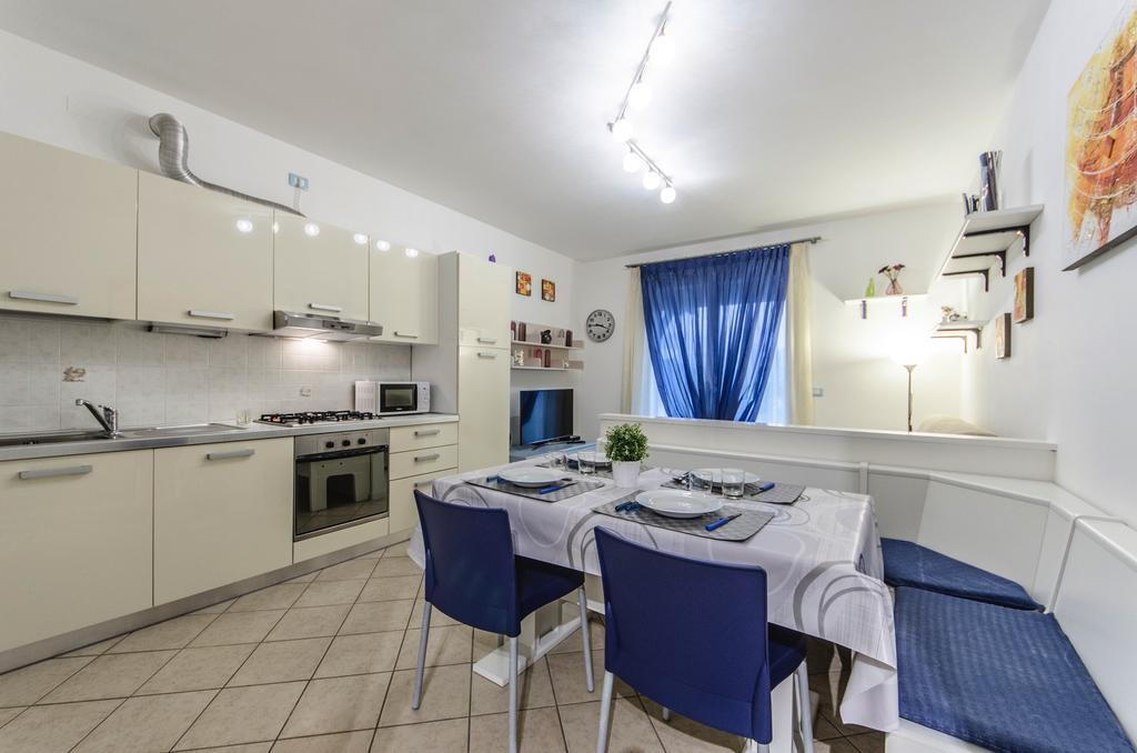 Residence Elisa Piano Terra Con Giardino E Posto Spiaggia Incluso カオルレ 部屋 写真