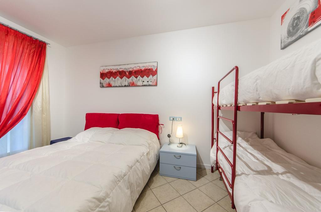 Residence Elisa Piano Terra Con Giardino E Posto Spiaggia Incluso カオルレ 部屋 写真