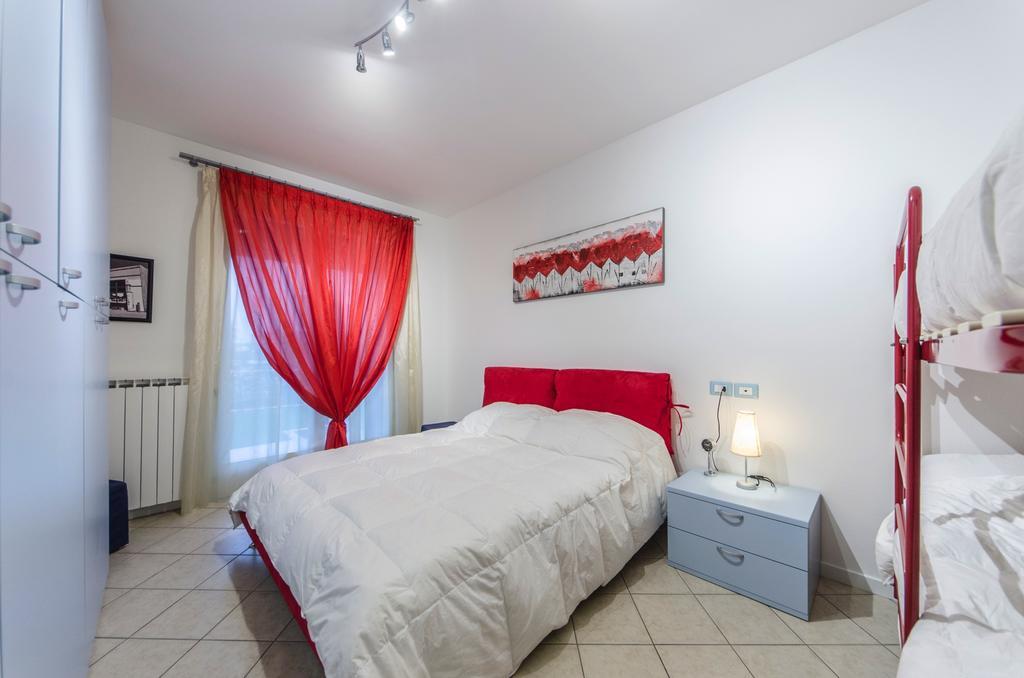 Residence Elisa Piano Terra Con Giardino E Posto Spiaggia Incluso カオルレ エクステリア 写真