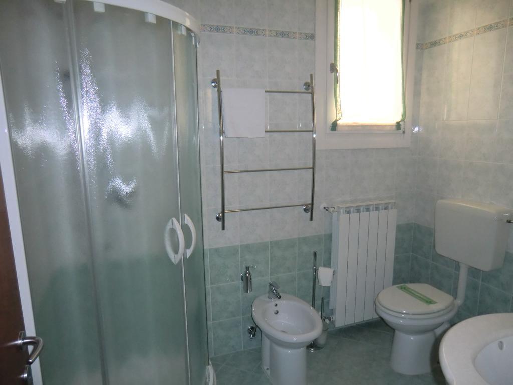 Residence Elisa Piano Terra Con Giardino E Posto Spiaggia Incluso カオルレ 部屋 写真